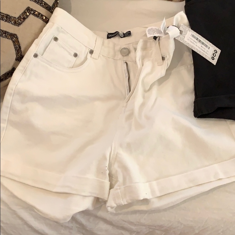 Boo hoo Jean shorts, size 6 but fits like an 8.